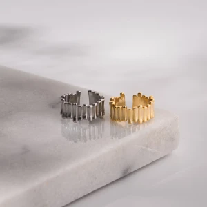 NOMIKI - Justerbar 🤍 Rostfritt stål 🤍 Ringbox ingår 🤍 Olympiabutik.se 🤍 89kr/st