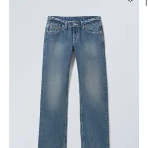 Jätte snygga weekday jeans som bara är testade en gång! 