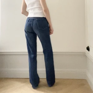 Levi’s Jeans - Superfina levis jeans. Insydda i midjan för att passa en strl S men går att sprätta upp om man vill ha de större. Jag är 173 cm lång. 