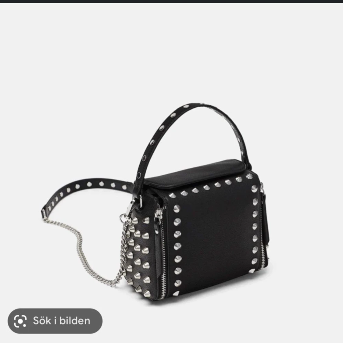 Zara väska med nitar