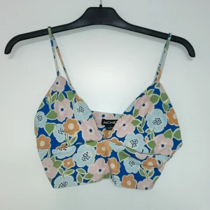 Top - En fin top som bara används en handfull gånger. 