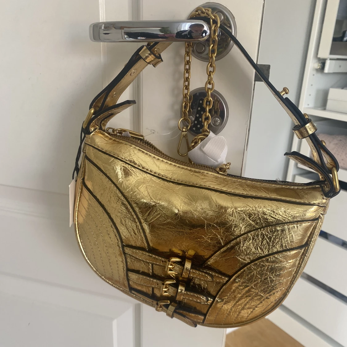 Guldig väska  - 90