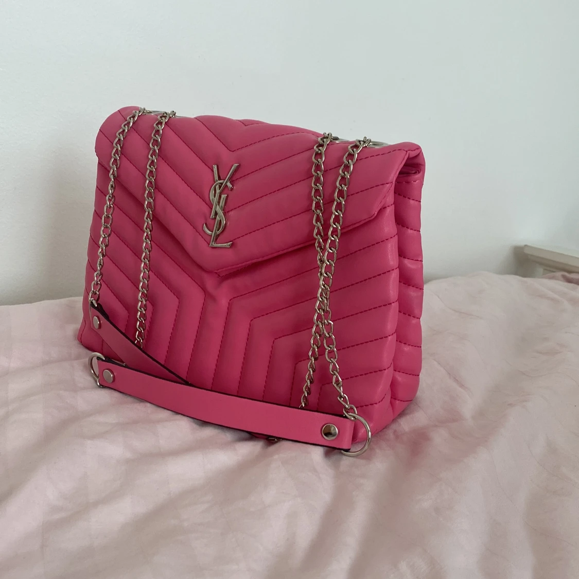 Barbie rosa YSL väska