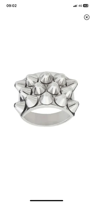 Edblad ring  - Säljer denna edblad ring, inga defekter.