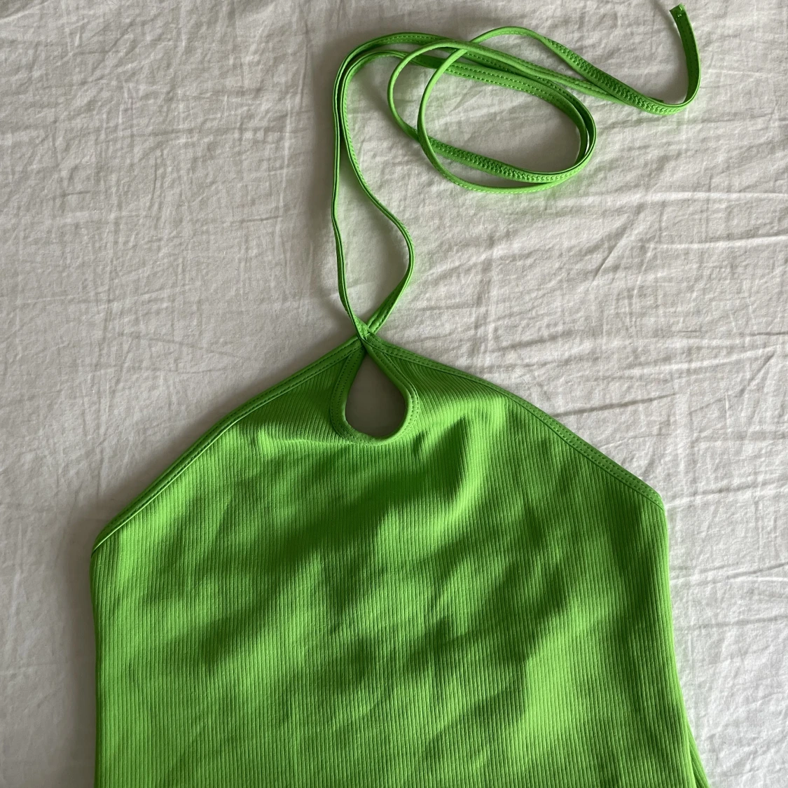 Top med band runt halsen, Zara, strl S