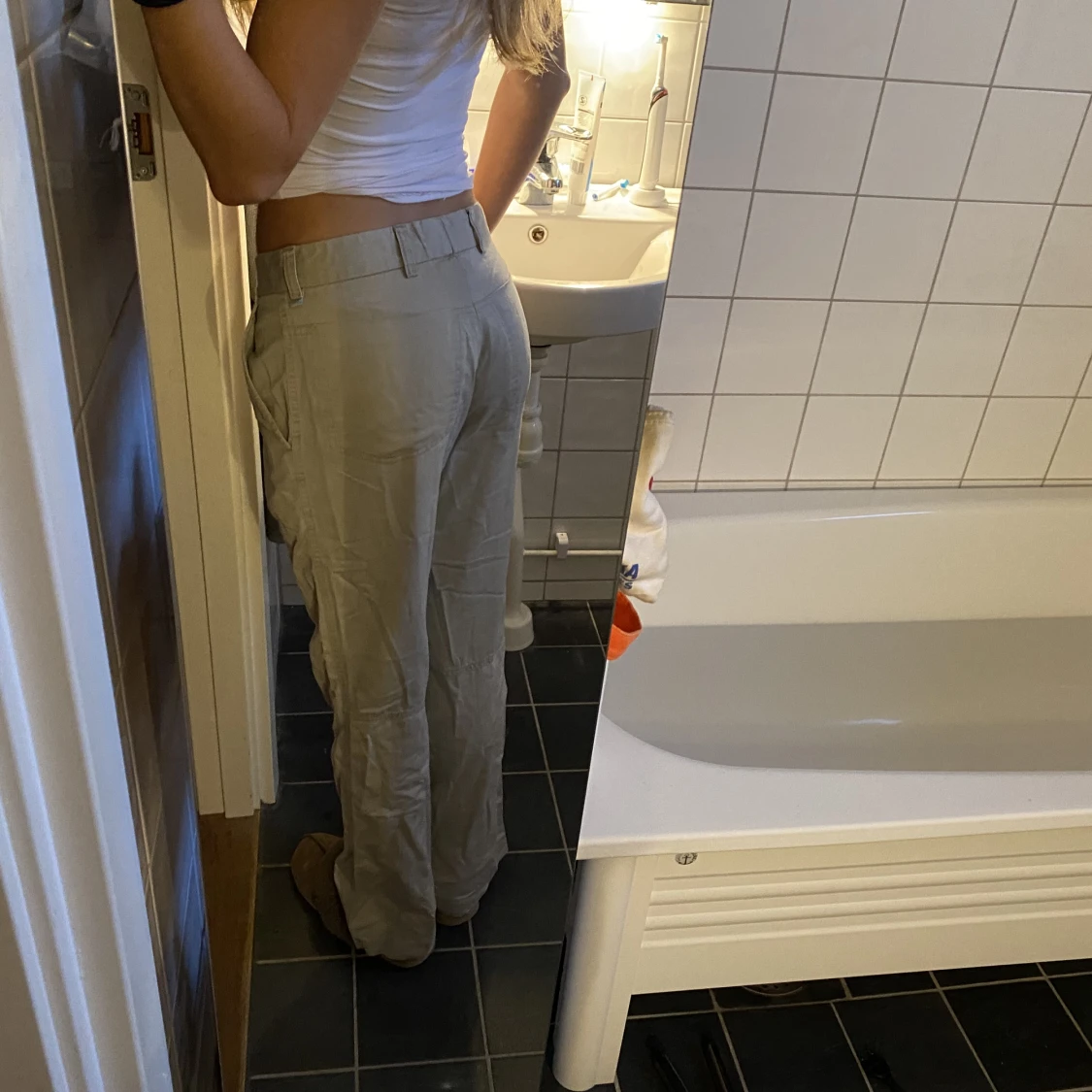 Lågmidjade tygbyxor!! - 91