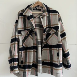 Jacka - Så fin jacka från Zara!🩷