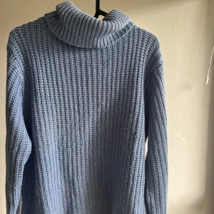 Stickad tröja  - Superfin! 