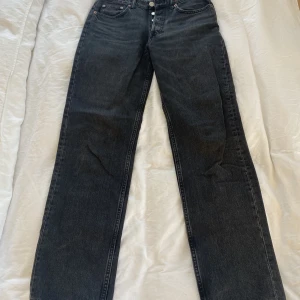 Midwaist jeans  - De kända zara jeansen med midwaist!!! 🤎🤎