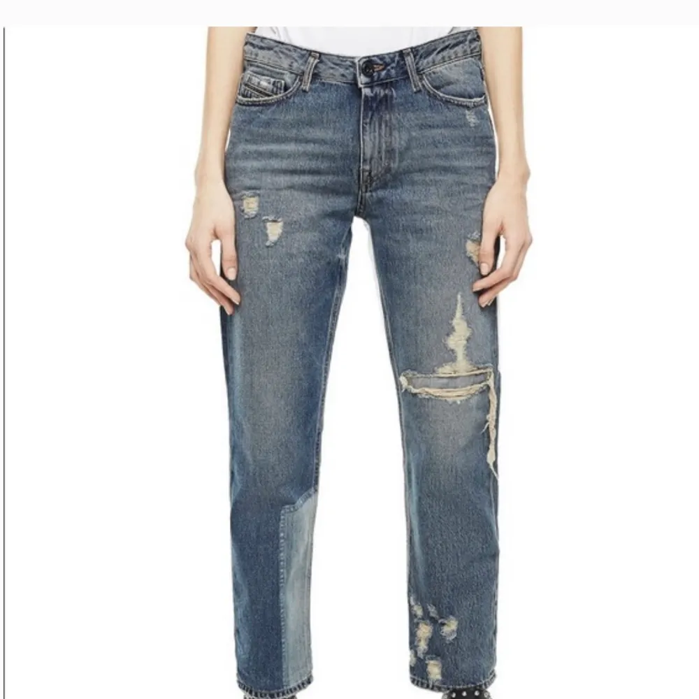 Säljer jeans från diesel, ganska snygga. Helt nya.  Kostade ca 3800kr. Jeans & Byxor.