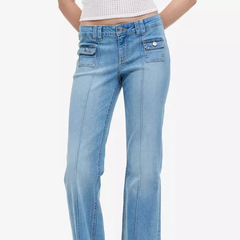 Intresse koll på de slutsålda och populära jeans från H&M, aldrog använda.. Jeans & Byxor.