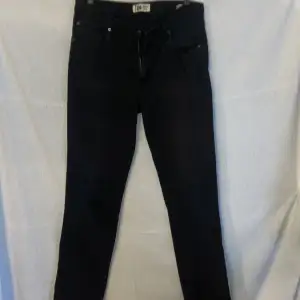 Jeans U.S. Top DNM 304 svarta 36/32