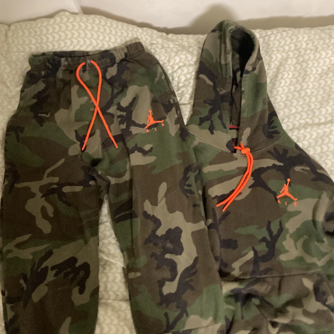 Nike air jordan camo tracksuit - 91