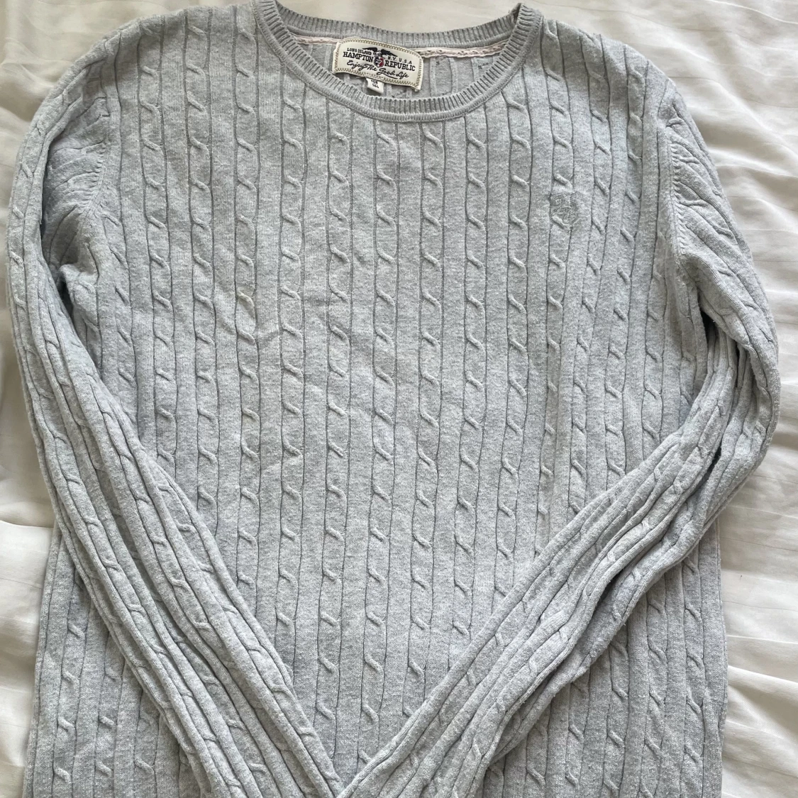 Fin stickad tröja  - 90