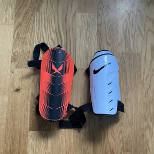 Shinpads for football  - Great condition  Both for 40sek