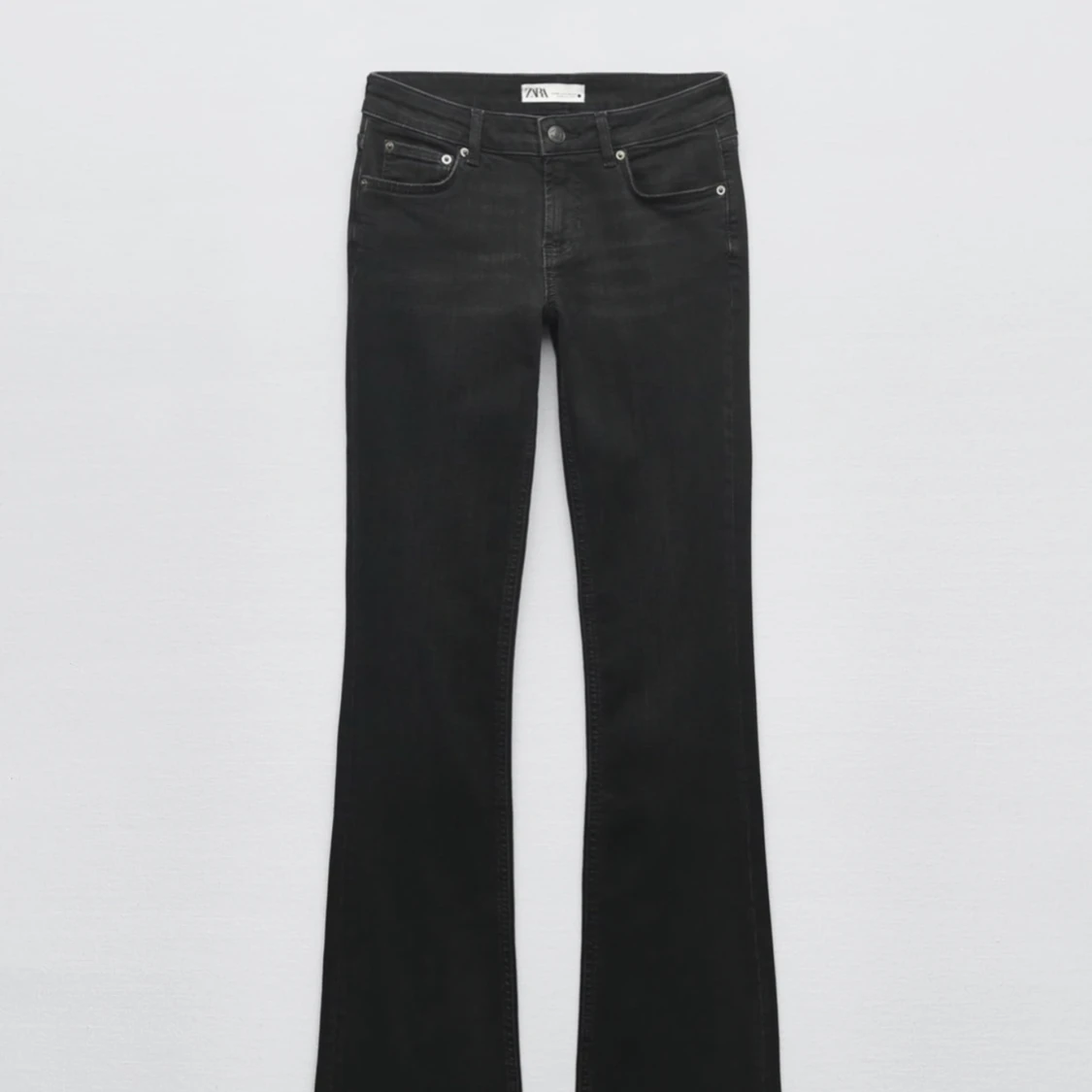 Svarta Zara Jeans 