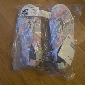 Sommar skor helt nya  - Sommar skor storlek 30