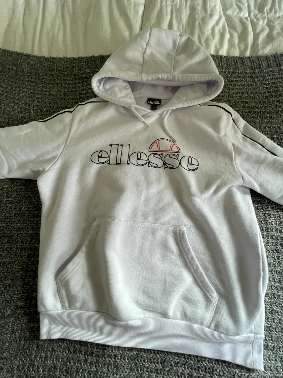 Ellesse luvtröja