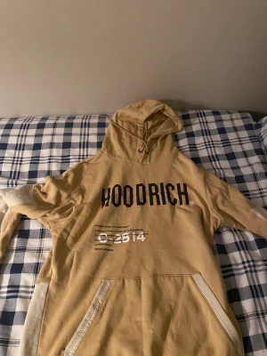 Hoodrich  - Hoodrich hoodie  Perfekt skick  Använd 2 gånger 