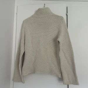 Vintage stickad tröja Hunky Dory - Vit/beige Stickad Hunky Dory från 90-talet 