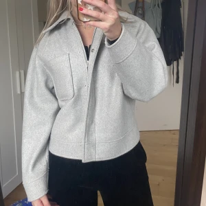 Kappa - Kappa från Nakd! Finns några enstaka små fläckar som knappt syns! Men annars i bra skick!