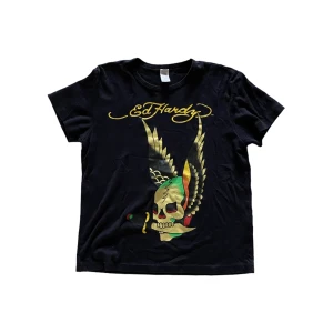 Ed Hardy T-shirt  - Ed Hardy T-shirt i bra skick