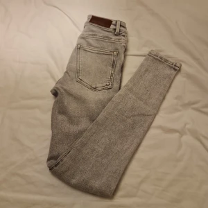 Bikbok jeans  - Aldrig använda