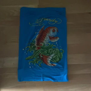 Tubtopp - Skitcool tib topp från ed hardy som är använd väldigt få gånger och är därmed väldigt bra skick.