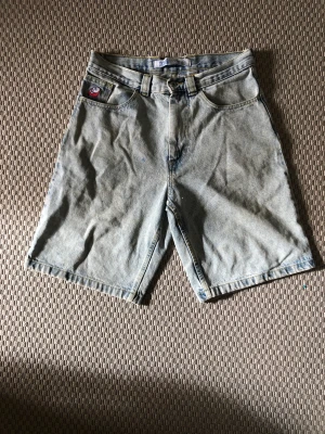 Bigboy shorts - Gammal modell bigboy jeansshorts i storlek S. Väldigt bra skick 