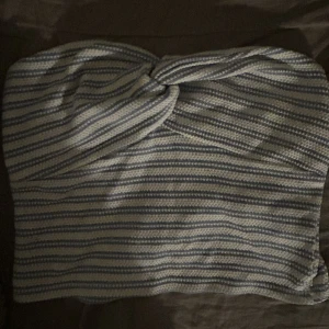 Bandou top  - Jätte fin bandou top köpt i Spanien, köparen betalar för frakt❤️