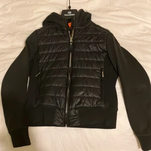 Parajymper jacka  - Svart med luva  Parajumpers fleece jacka 