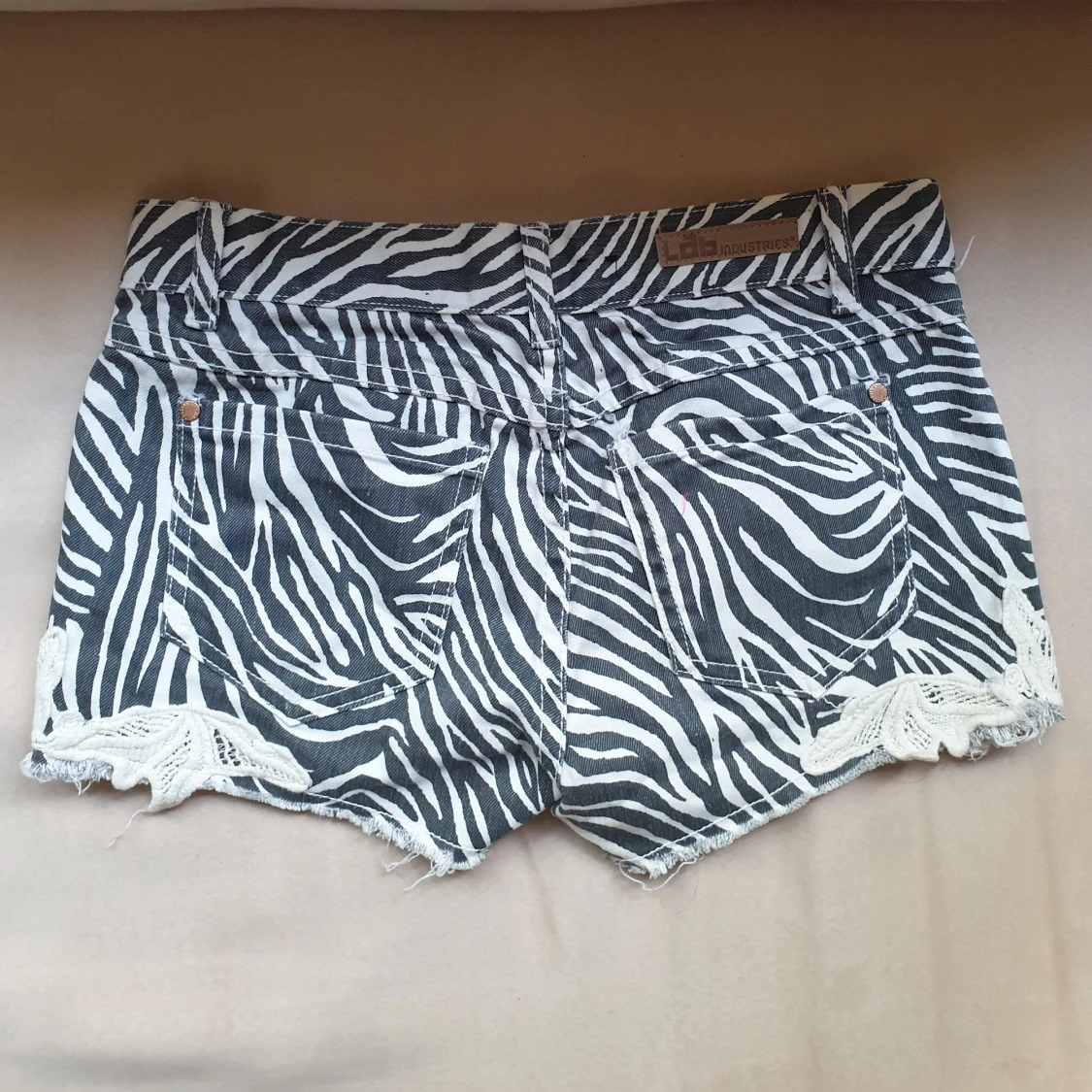 Zebra shorts - 90