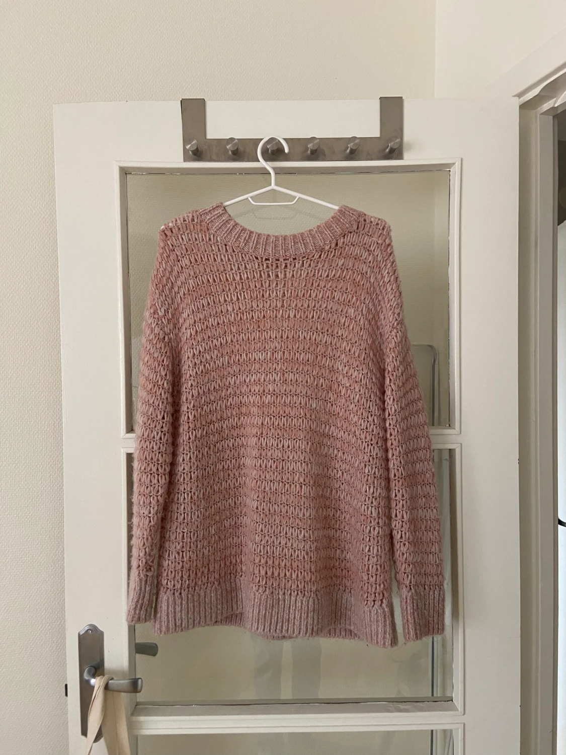 Rosa stickad tröja