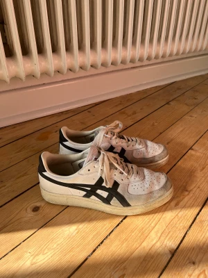 Onitsuka Tiger GSM - Storlek 40,5 Nypris 1 490