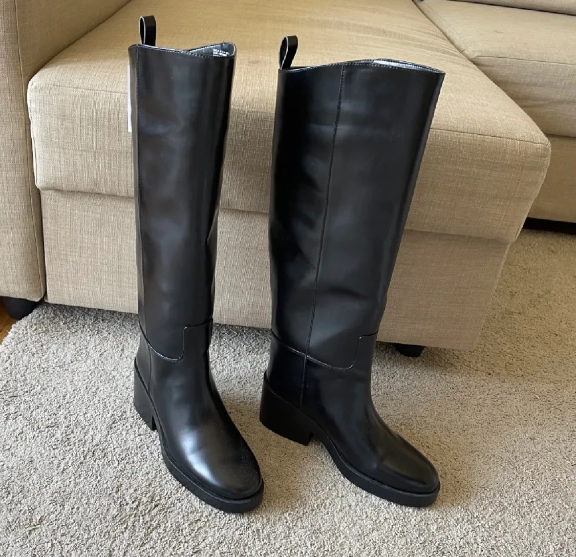 Stövlar storlek 39 - 90