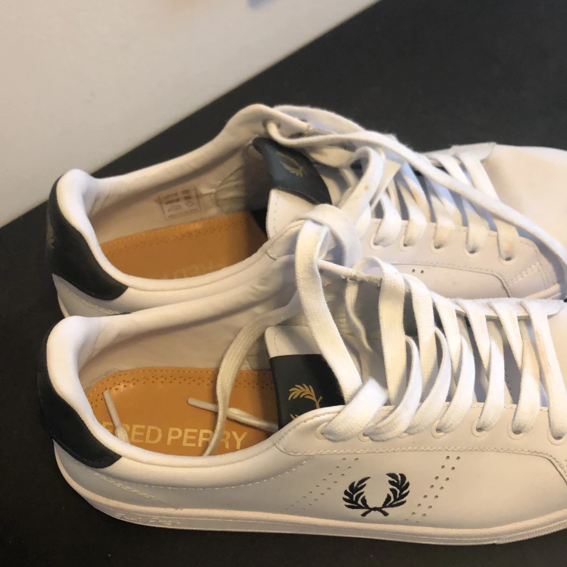 Fred Perry Leather  - 90