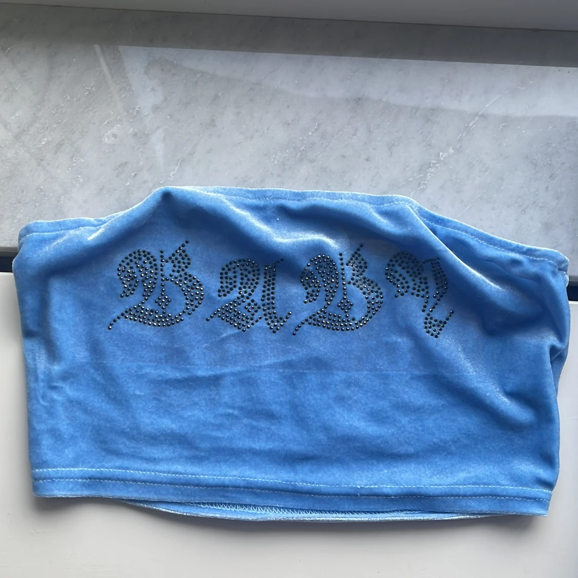 Snygg och bekväm tvådelad outfit i marinblå färg❤️‍🔥💙  - 90