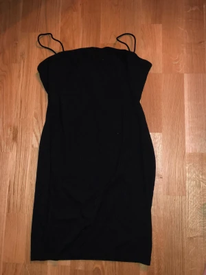 Klänning  - Endast testad