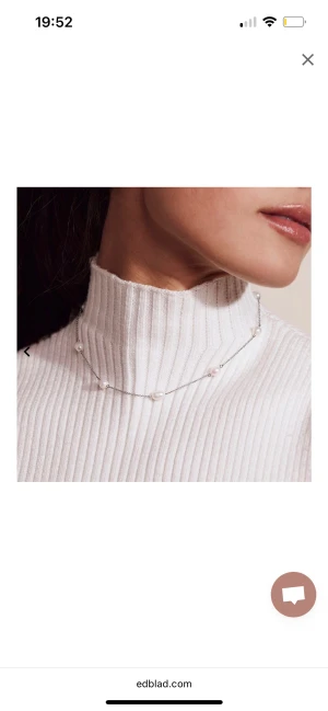 Halsband Edblad - Säljer detta jättefina halsband från edblad i silver med pärlor🤍 hör av er vid intresse eller frågor, nyskick 