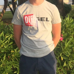Diesel t shirt  - Säljer min diesel t shirt bra skick storlek M