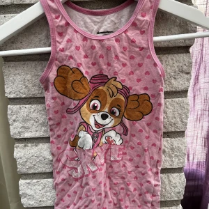 Nattlinne till barn - Paw patrol nattlinne