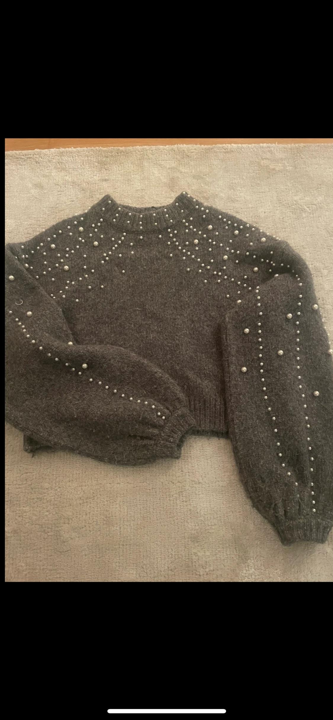 Tröja med pärlor