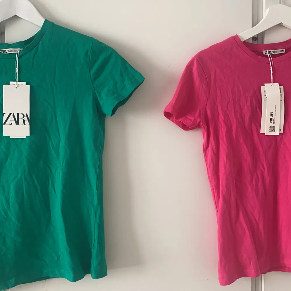 Två oanvända t-shirts i storlek S från zara, prislapp kvar! 💕💕100 kr för båda, köparen står för frakt. T-shirts.