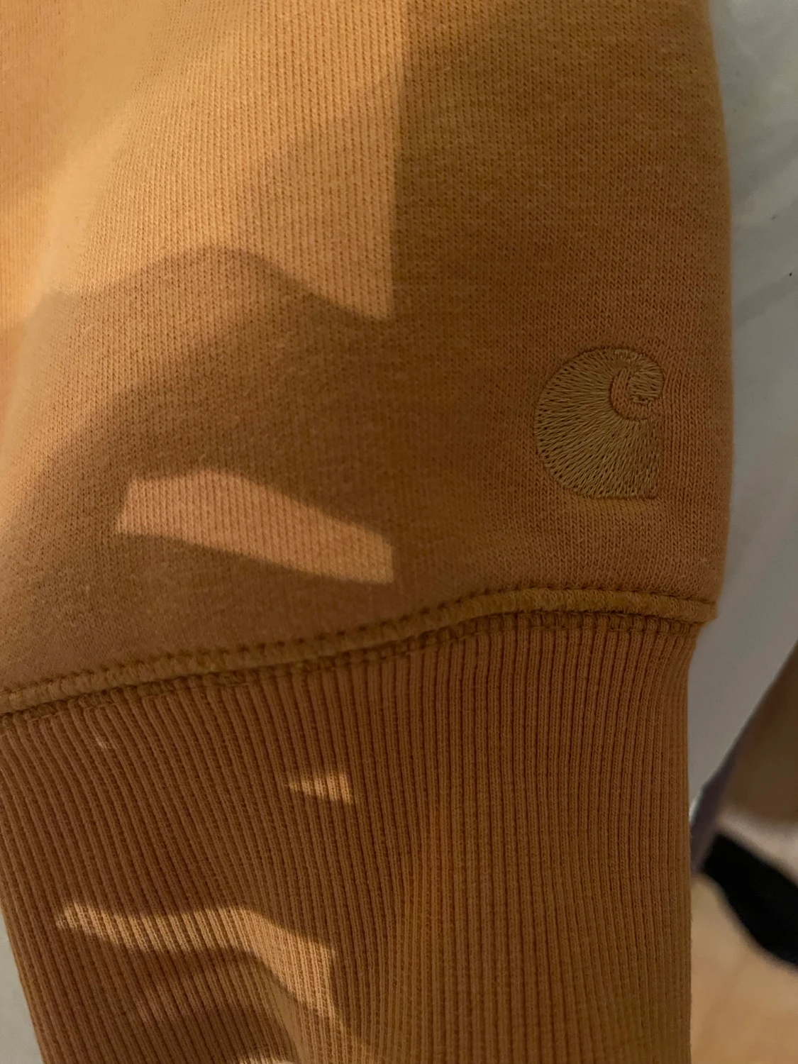 Carhartt hoddie  - 90