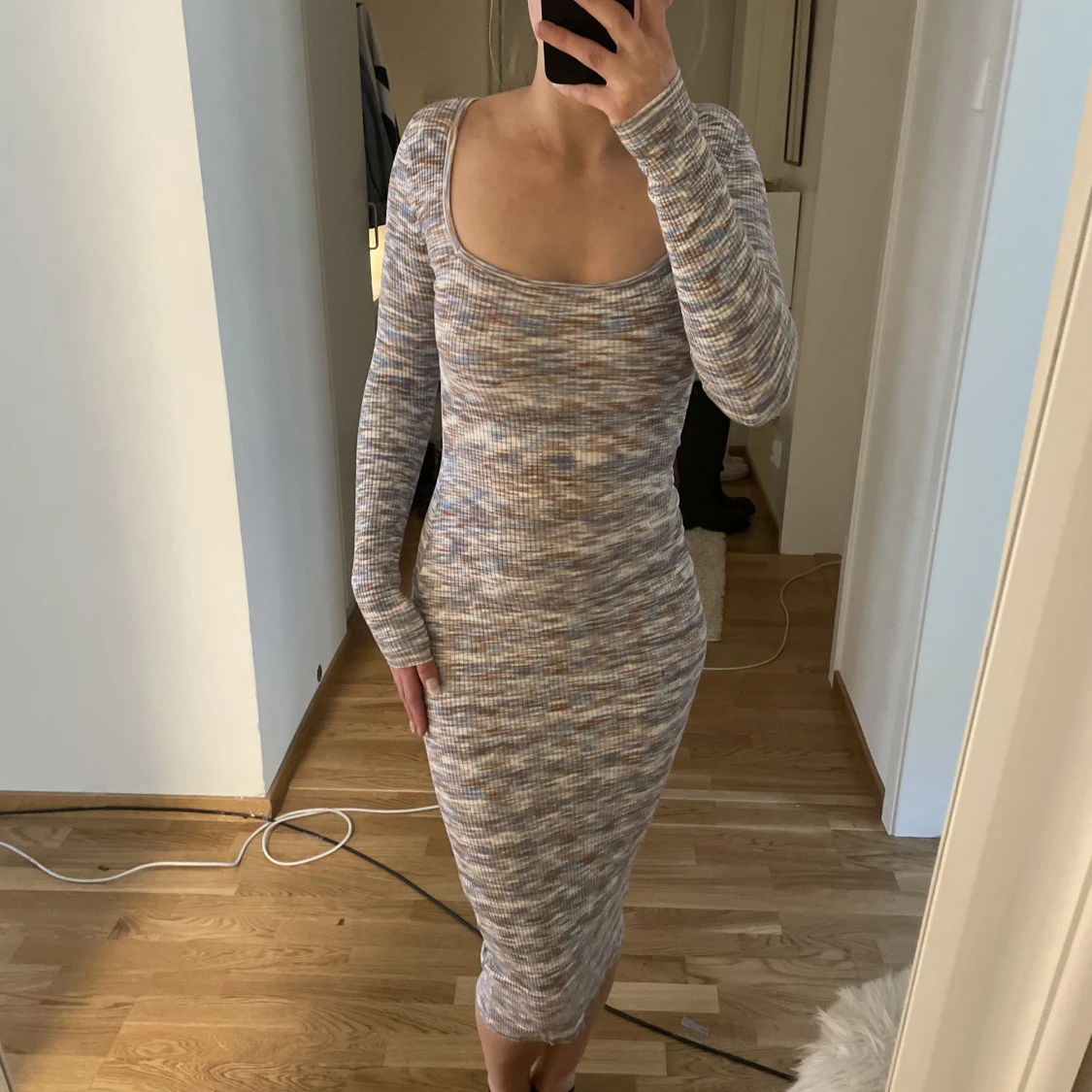 Lång mjuk klänning 🌸 - 90