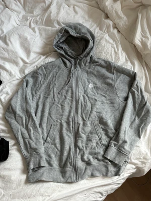 Huvtröja Nike - Storlek M i fint skick