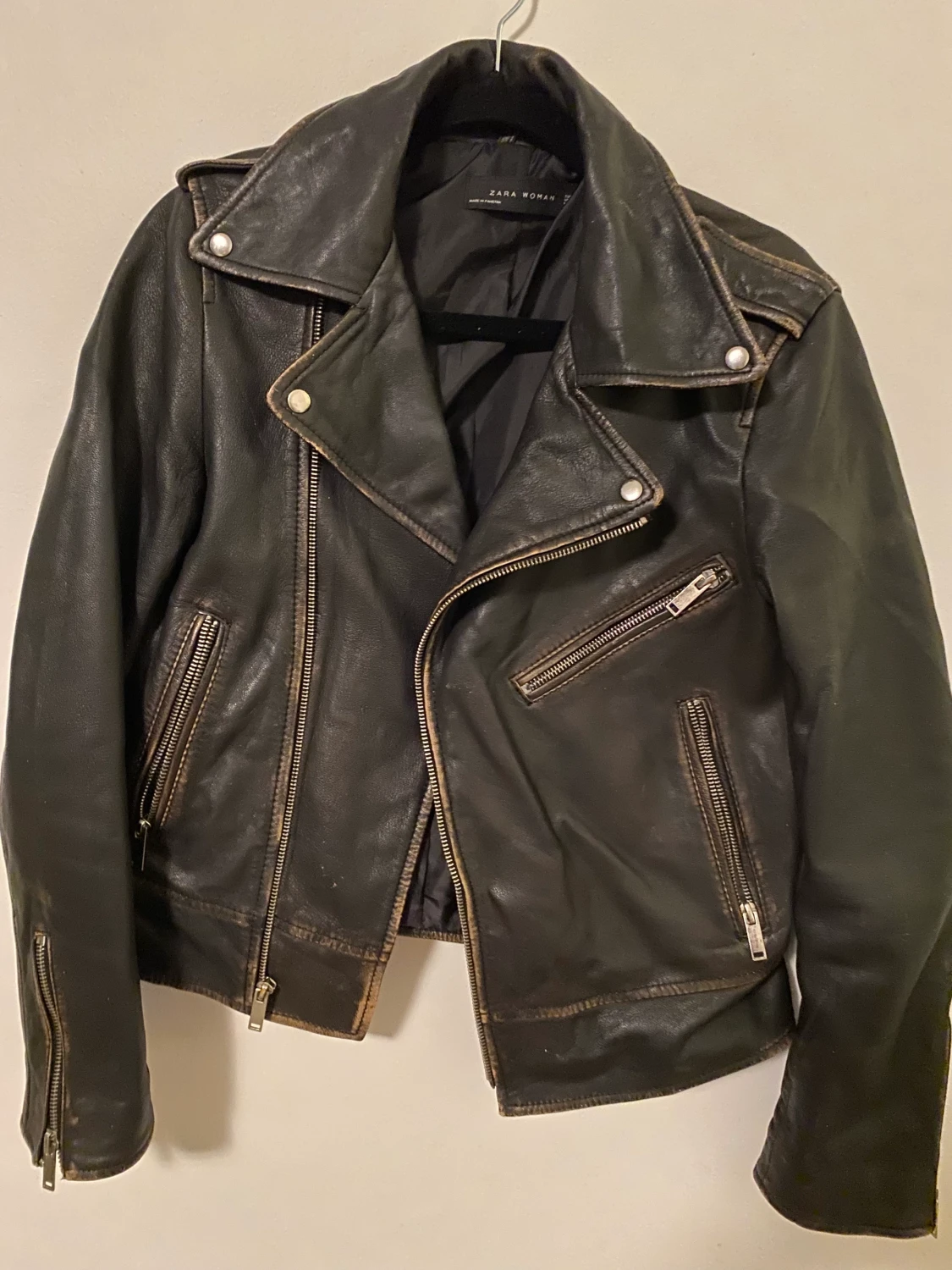 Zara skinnjacka