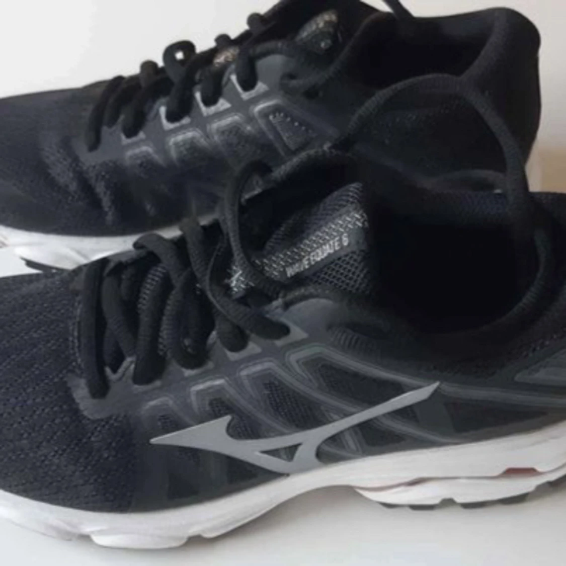 Promenad/löparskor  - 90