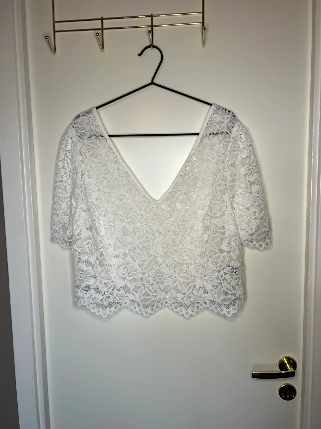 Vit spetstopp plussize