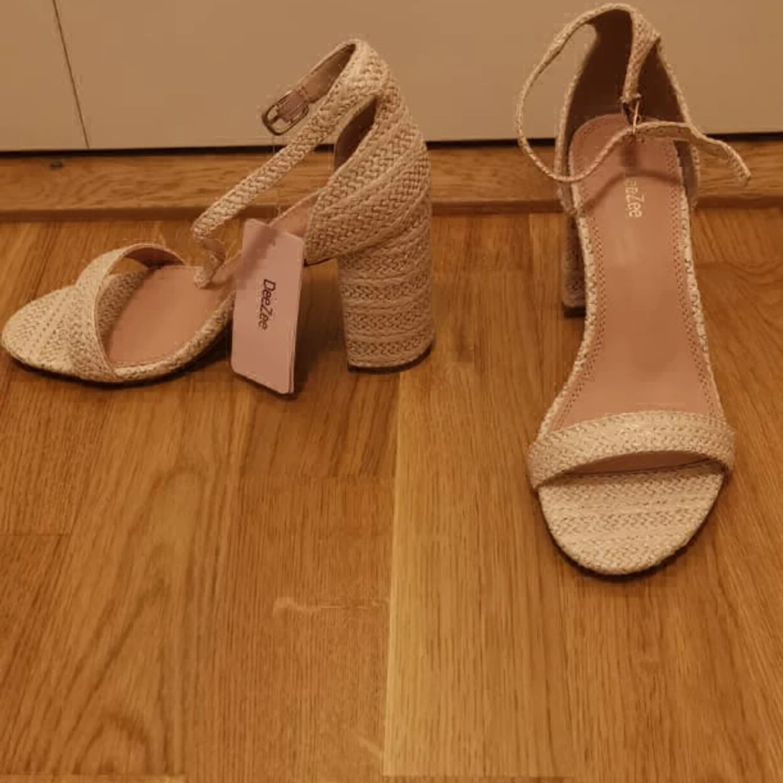 Brand new heels - 90